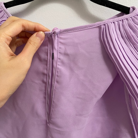 Philosophy Blouse with Pleated Sleeves XS - Picture 7 of 8